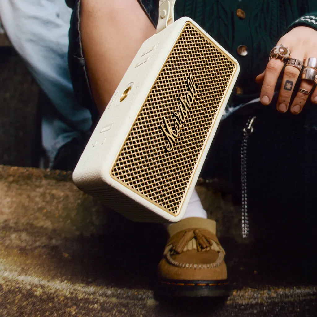 Marshall Middleton II Portable Speaker Cream: Lifestyle
