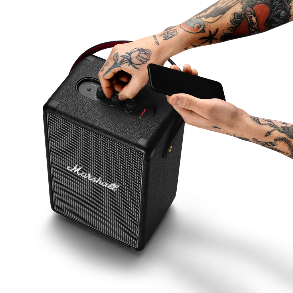 Marshall Tufton е с Bluetooth 5.0 безжична технология